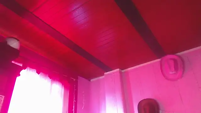 NikkiRous  online show from June 13, 2:03 pm