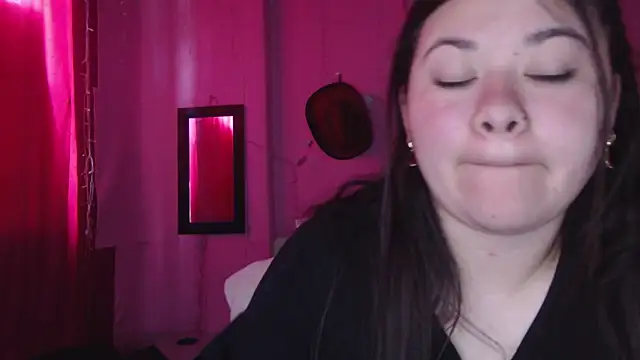 NikkiRous  online show from October 2, 2:33 pm