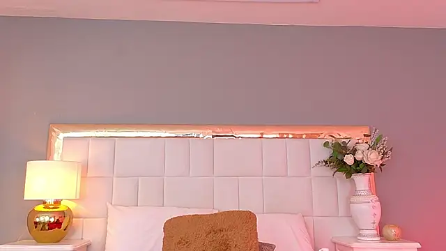 KateVenegas online show from April 26, 8:28 pm