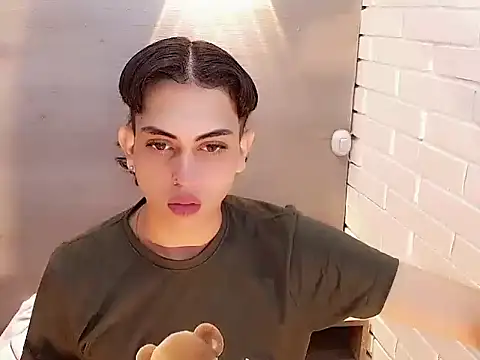 Daniela Pink  online show from January 11, 8:03 pm