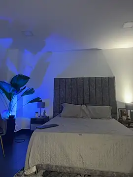 milaivanova online show from November 11, 12:35 pm