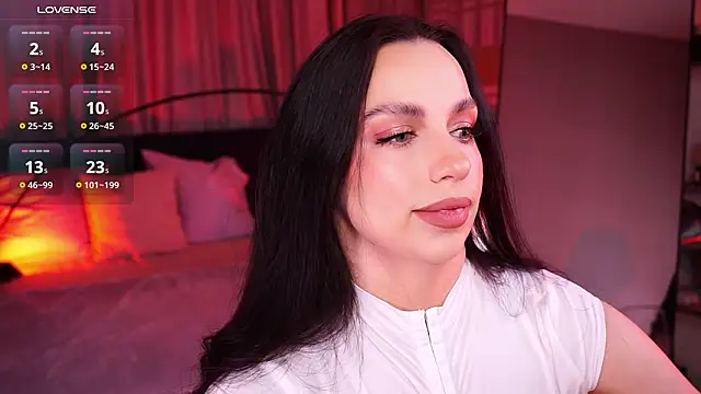 LunaNight online show from February 1, 8:29 pm