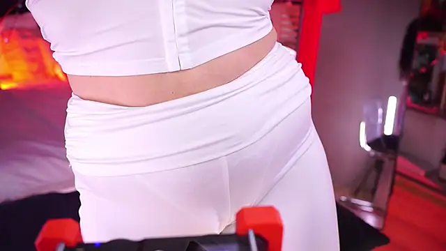 LunaNight online show from January 9, 8:35 pm