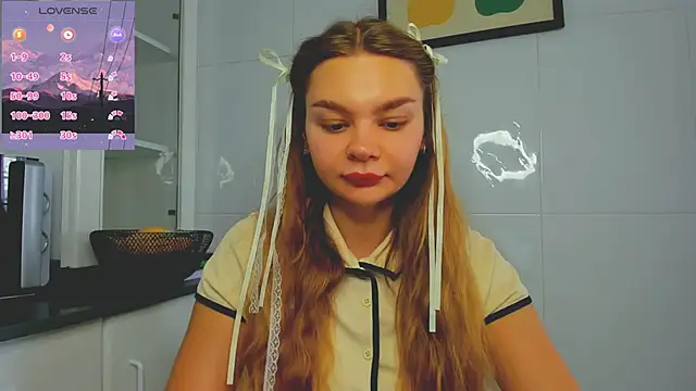 Molly sweetie online show from June 17, 7:32 am
