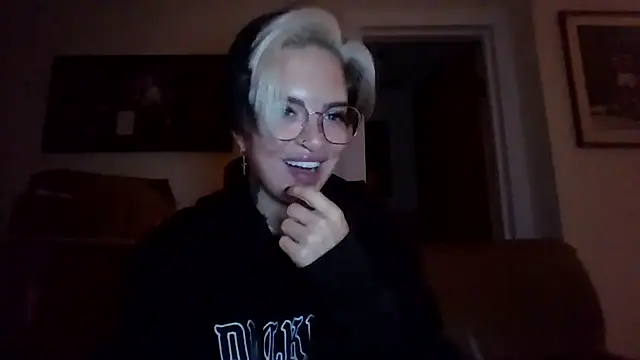 Snapshot of Rubyrichhxo chatting on October 6, 9:52 pm Rubyrichhxo online show from October 6, 9:52 pm