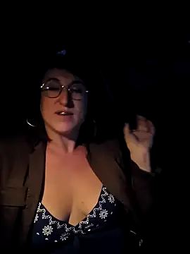 minierose online show from September 17, 5:05 am