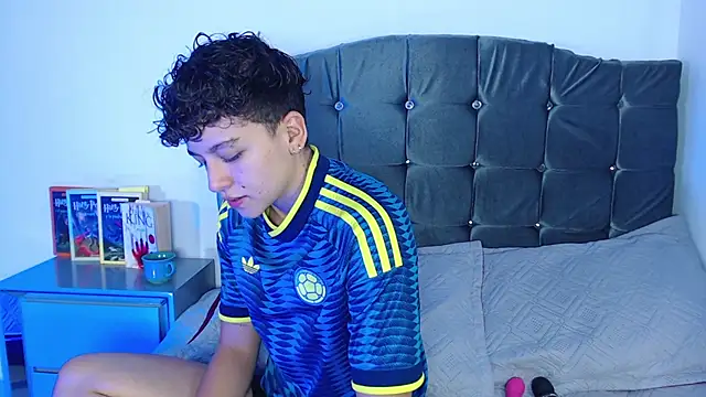 Antonella Cruz02 online show from July 20, 7:58 pm