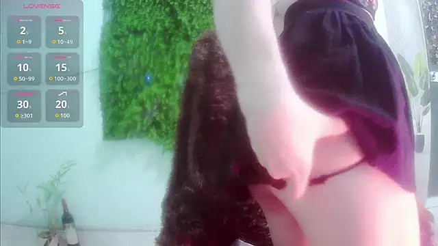 Yii-Ser online show from November 7, 9:04 am