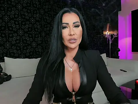 Snapshot of Mistress-Kennya chatting on October 15, 8:11 pm Mistress-Kennya online show from October 15, 8:11 pm