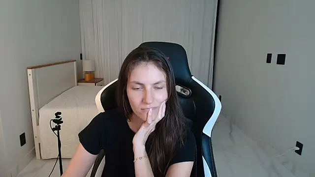 upssnowy online show from July 11, 7:52 am