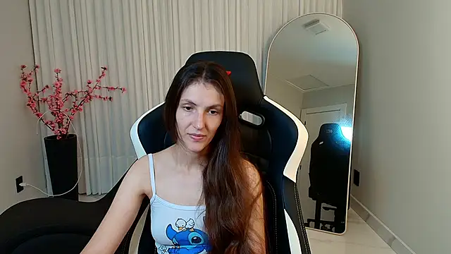 upssnowy online show from October 7, 10:58 pm