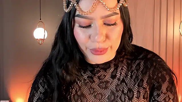 Miah gomez  online show from June 4, 10:25 pm