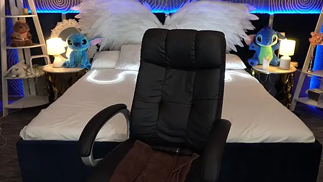 IsabellaFoxyy online show from November 14, 3:01 pm