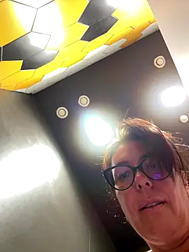 eveangelll online show from December 17, 10:19 am