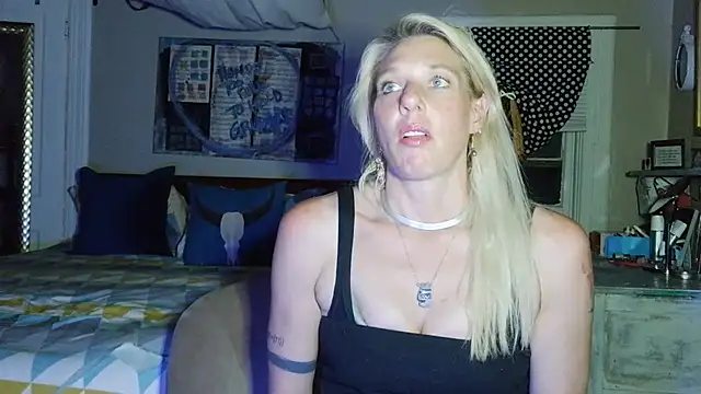Glamazonx online show from July 12, 3:51 am