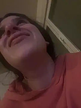 lylyacachonda online show from February 3, 1:05 am