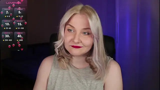 sensual girrrl online show from October 13, 7:27 pm