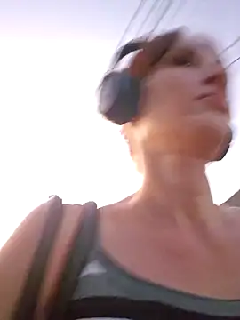 Irresistible24 online show from January 31, 10:30 pm