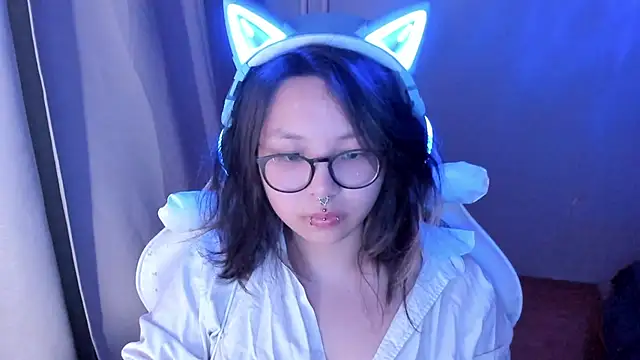 maydaykimmy online show from June 24, 9:14 pm