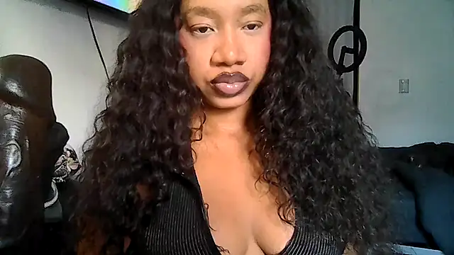 goddessdaisysky online show from April 28, 3:32 am