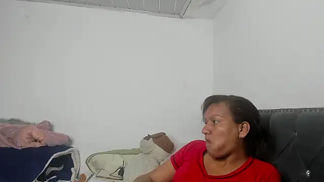 Snapshot of Laflaka22 chatting on September 20, 12:43 am Laflaka22 online show from September 20, 12:43 am