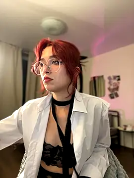 Snapshot of Evangeline_Lawrence_ chatting on October 15, 5:59 pm Evangeline Lawrence online show from October 15, 5:59 pm