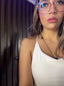 Atenea cute21 online show from August 2, 4:15 am