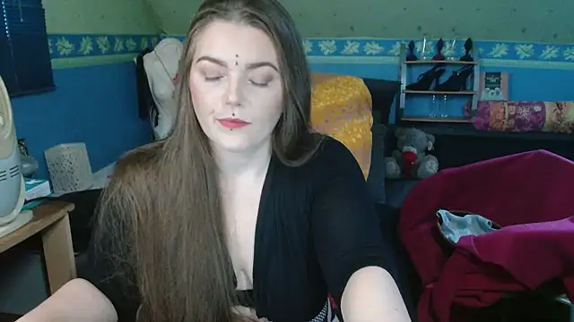 Snapshot of SherineDivine chatting on October 30, 4:08 pm SherineDivine online show from October 30, 4:08 pm