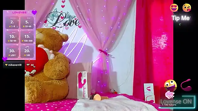 natashakissess online show from July 11, 4:29 pm