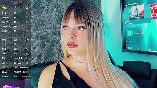 Emmaa Saenz  online show from February 9, 10:56 pm