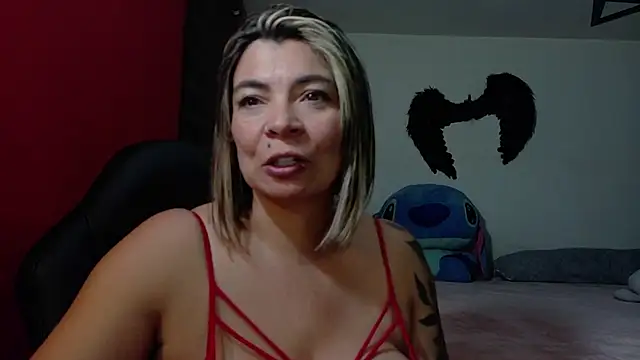 charlotedoll online show from July 5, 5:57 am