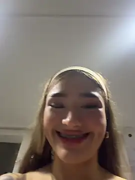 Arianavillada online show from May 6, 4:38 am