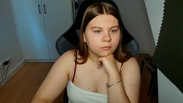 AbbyPleasure online show from July 28, 10:46 am