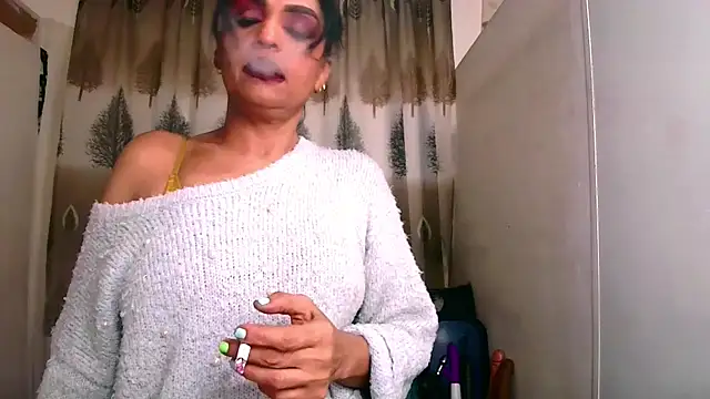 Snapshot of Indian_Blaze00 chatting on October 12, 6:43 pm Indian Blaze00 online show from October 12, 6:43 pm