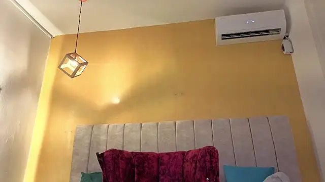 lexyfyre online show from March 21, 1:27 pm