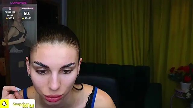 EmmyGreans online show from February 25, 12:37 pm