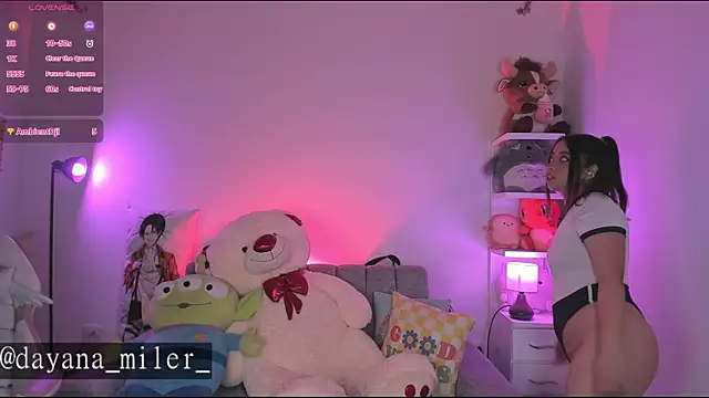  dayana miler online show from June 19, 3:26 pm