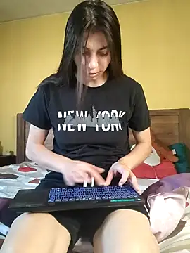 AntoniaHottie online show from May 5, 7:22 am