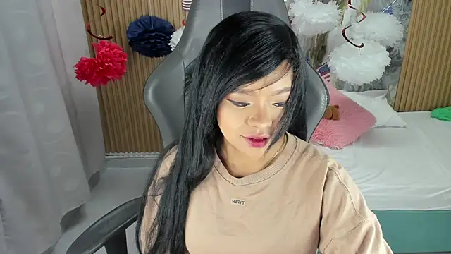 Lili 16 online show from September 15, 11:07 am