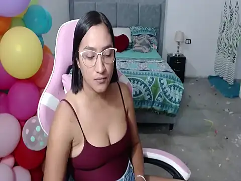 Saracutee1 online show from September 25, 7:12 pm