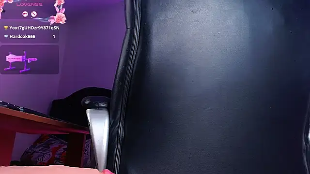 vero sweet18 online show from March 1, 7:13 pm