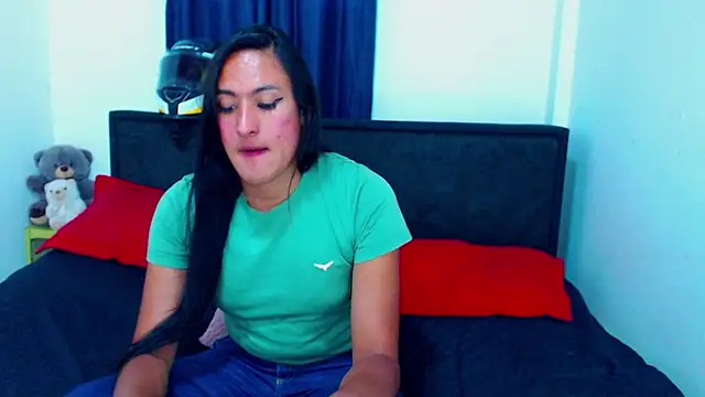 misss estrella online show from May 14, 5:41 pm