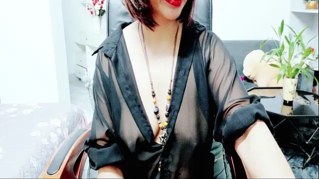 Miu-Le online show from July 1, 6:40 pm