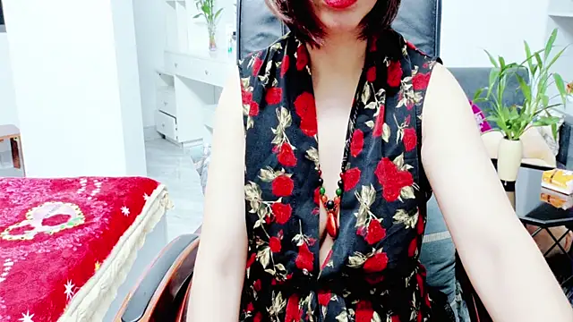 Miu-Le online show from June 19, 6:00 pm