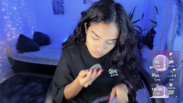 Snapshot of Riana_Kean chatting on October 7, 10:47 pm Riana Kean online show from October 7, 10:47 pm