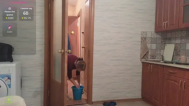 Snapshot of RinaBlondie chatting on September 23, 6:17 pm RinaBlondie online show from September 23, 6:17 pm