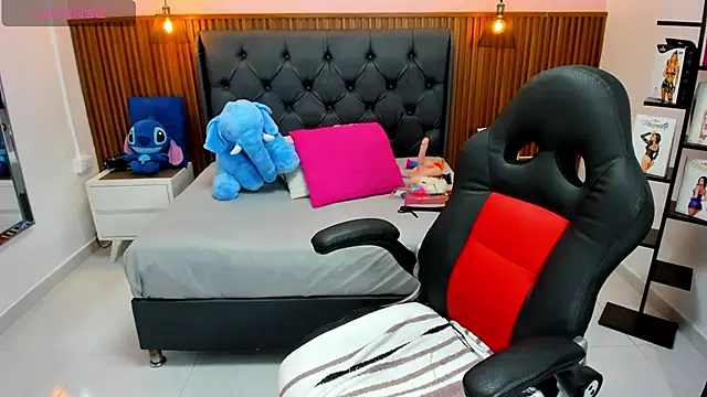 CATIAJONES online show from June 22, 7:11 pm