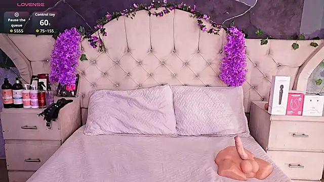 AmberGreyy  online show from July 16, 10:03 pm
