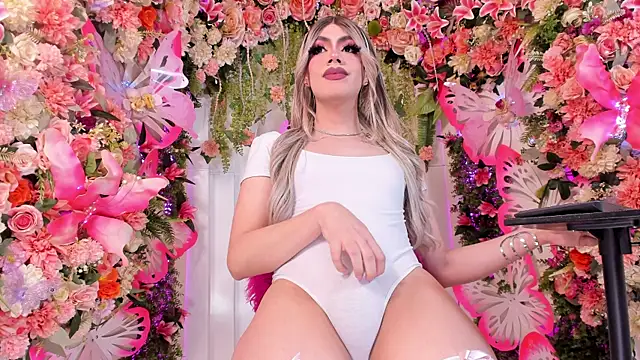 Laurenn evans online show from December 16, 9:20 pm