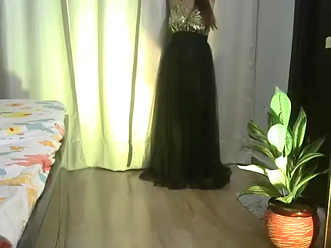 Yours-Love online show from October 11, 9:28 pm